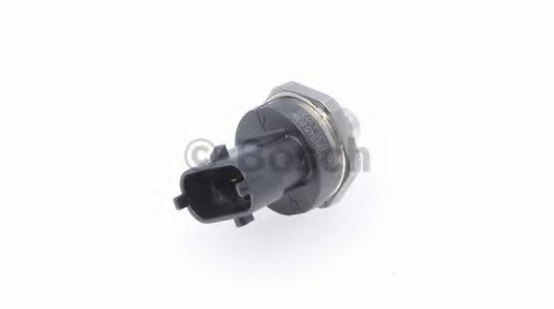 Senzor, presiune combustibil FORD TRANSIT CONNECT caroserie (2013 - 2016) BOSCH 0 261 545 038 piesa NOUA