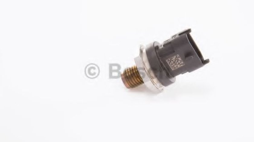 Senzor, presiune combustibil KIA CARENS II (FJ) (2002 - 2006) BOSCH 0 281 002 909 produs NOU