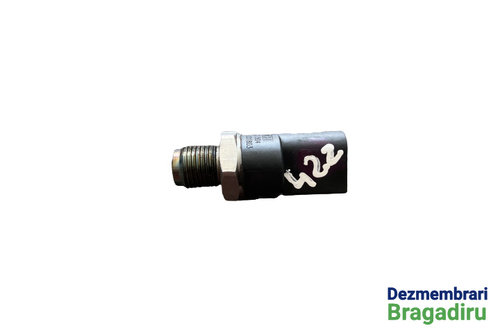 Senzor presiune combustibil Mercedes-Benz C-Class W203/S203/CL203 [2000 - 2004] Sedan 4-usi C 200 CD...