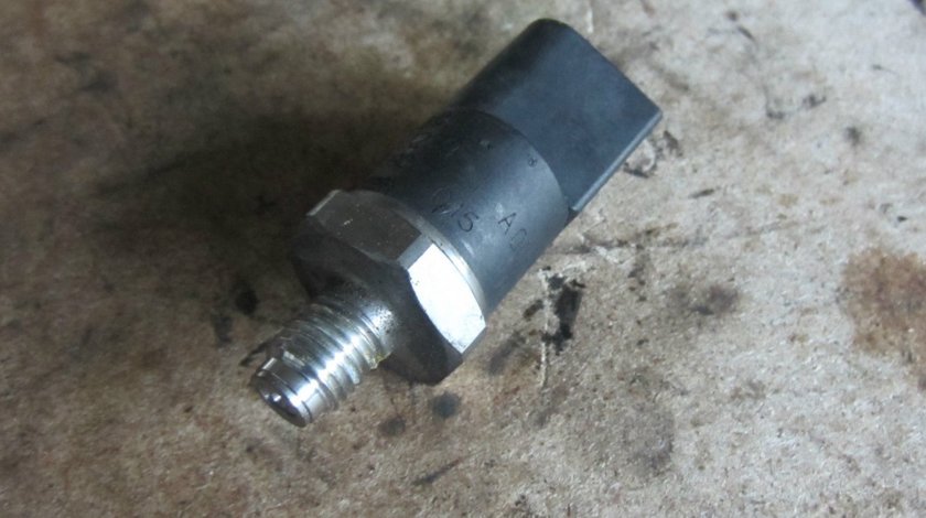 SENZOR,PRESIUNE COMBUSTIBIL MERCEDES OEM:0041531528