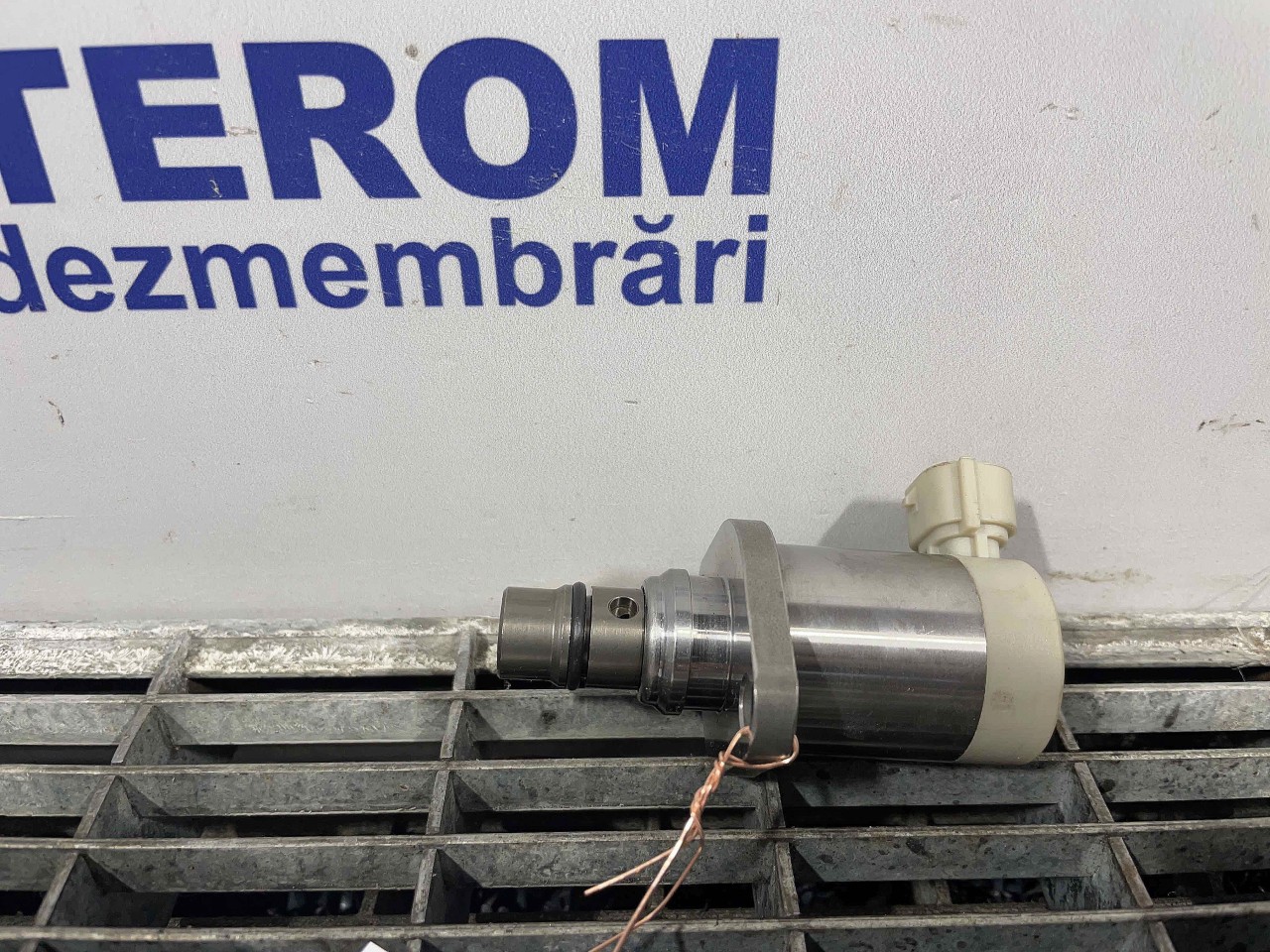 SENZOR PRESIUNE COMBUSTIBIL TOYOTA AURIS AURIS 2.0 D - (2006 2012)