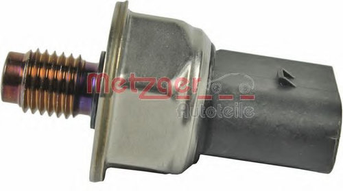 Senzor, presiune combustibil VW TOUAREG (7LA, 7L6, 7L7) (2002 - 2010) METZGER 0906208 piesa NOUA
