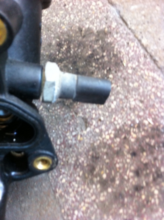 Senzor presiune de ulei Skoda Octavia 2 [2004 - 2008] RS liftback 5-usi 2.0 TFSI MT (200 hp) (1Z3)