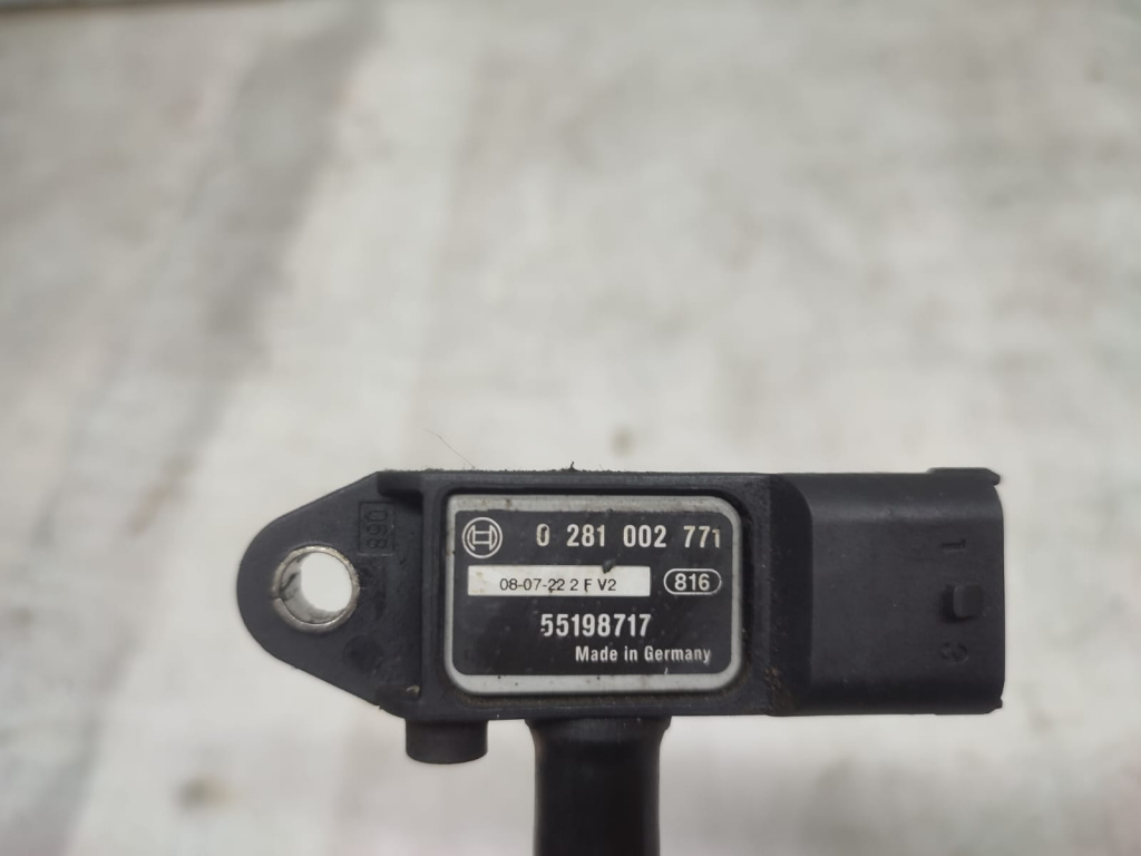 Senzor presiune filtru de particule dpf 1.9 cdti z19dt 0281002771 Opel Astra H [2004 - 2007]
