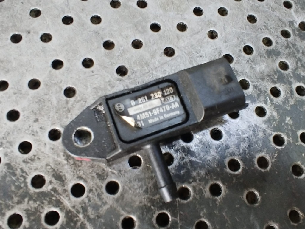 Senzor presiune ford focus 2 mondeo transit connect 0261230120 4m51-9f479-aa