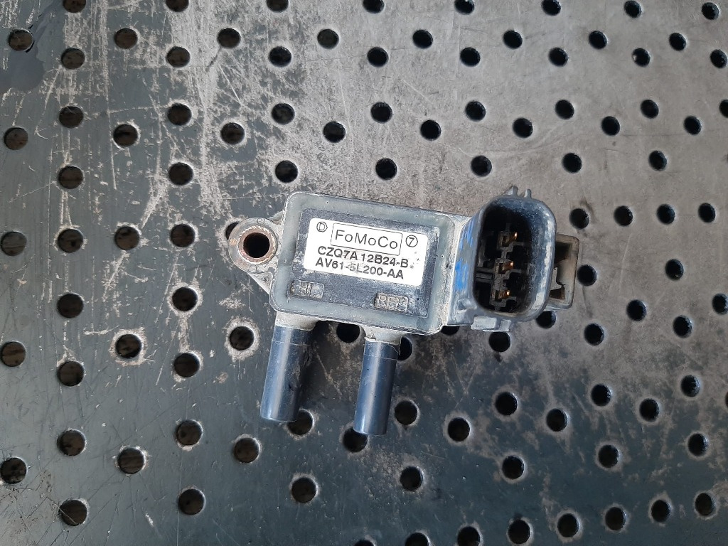 Senzor presiune gaze 2.0 tdci ufwa ford s-max av61-5l200-aa