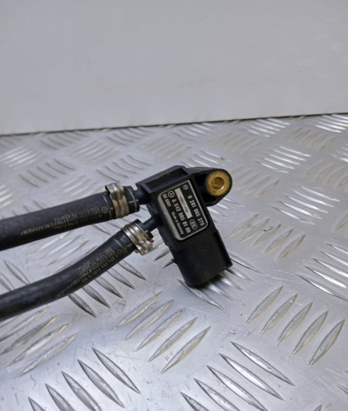 Senzor presiune gaze A6429050100 Mercedes-Benz Sprinter 2 906 [2006 - 2013]