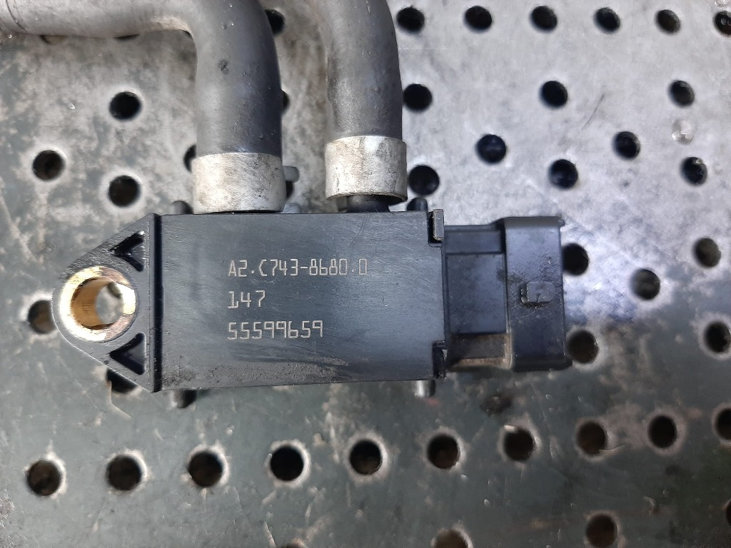 Senzor presiune gaze b13dte 1.3cdti opel corsa e 55599659