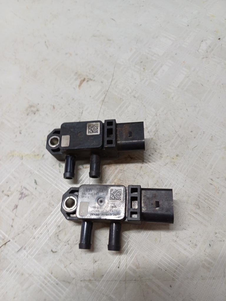 Senzor presiune gaze evacuare Skoda RAPID - Motorina 2014, 04L906051