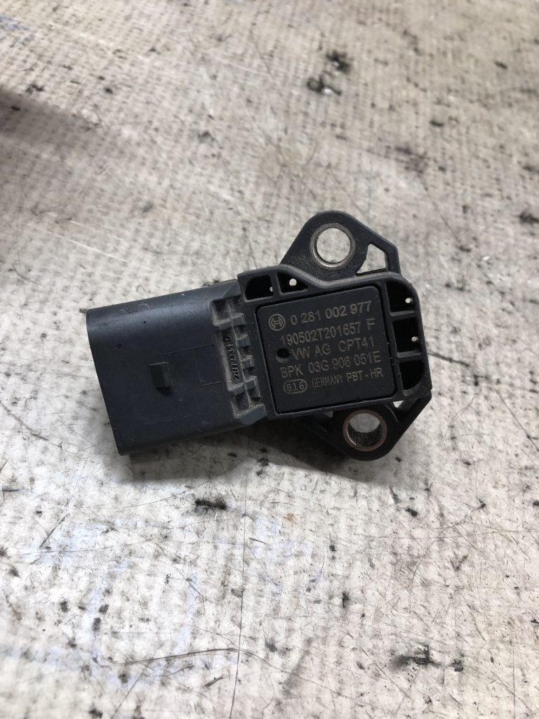 Senzor presiune gaze evacuare Volkswagen Golf 6 2.0 Motorina 2007, 03G906051E
