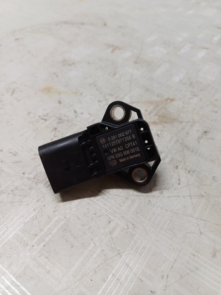 Senzor presiune gaze evacuare Volkswagen Golf 7 1.4 Benzina 2015, 03G906051E