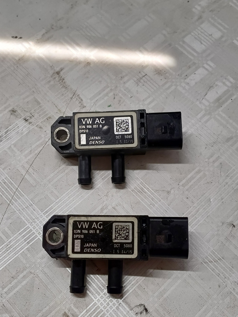 Senzor presiune gaze evacuare Volkswagen Passat B8 2.0 Motorina 2016, 03N906051B