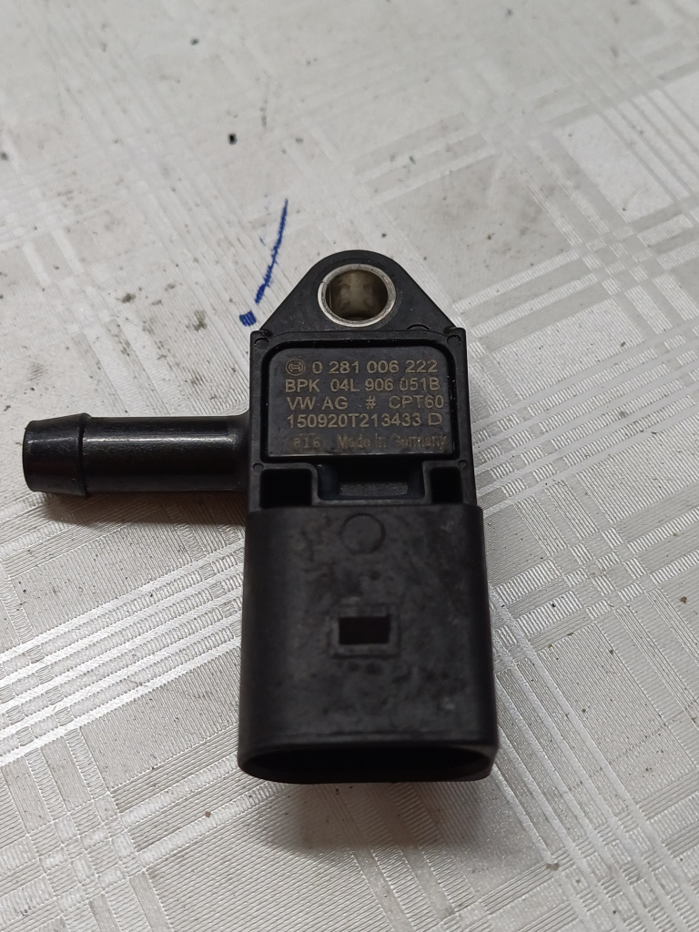 Senzor presiune gaze evacuare Volkswagen Passat B8 1.6 Motorina 2016, 04L906051B