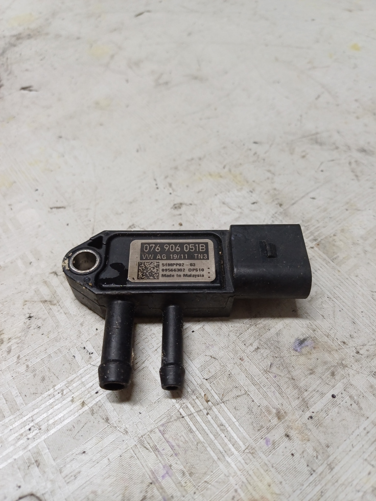 Senzor presiune gaze evacuare Volkswagen Tiguan - Motorina 2014, 076906051B