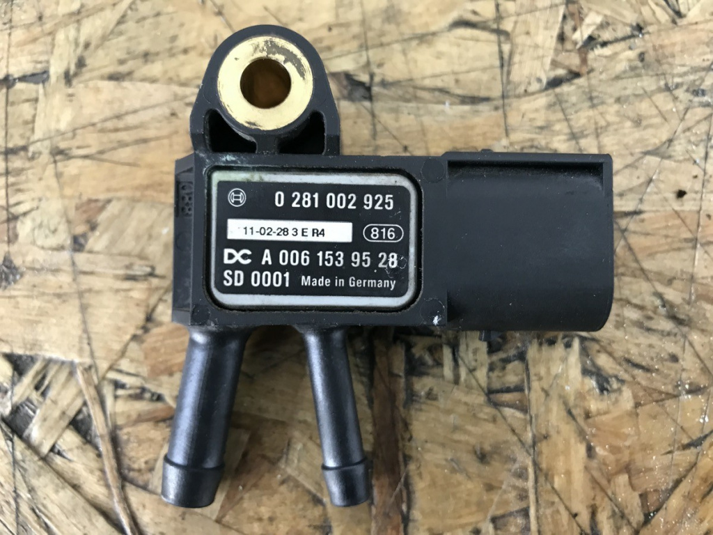 Senzor presiune gaze Mercedes Benz GLK 350 CDI suv 2011 (A0061539528)