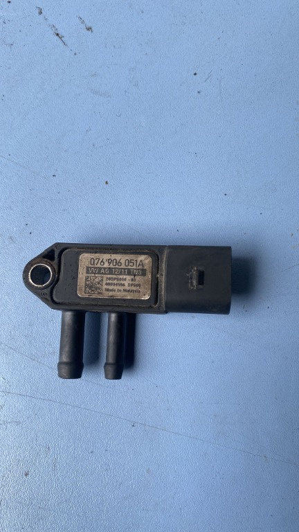 Senzor presiune gaze Volkswagen Caravelle T5 2.5 Tdi BNZ 2008 Cod : 076906051A