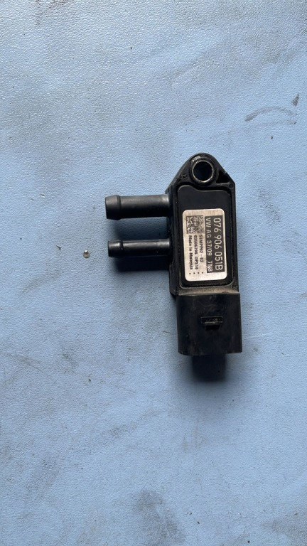 Senzor presiune gaze Vw Passat B6 1.6 TDI , transmisie manuala , cod motor CAYC , an 2010 cod 076906...