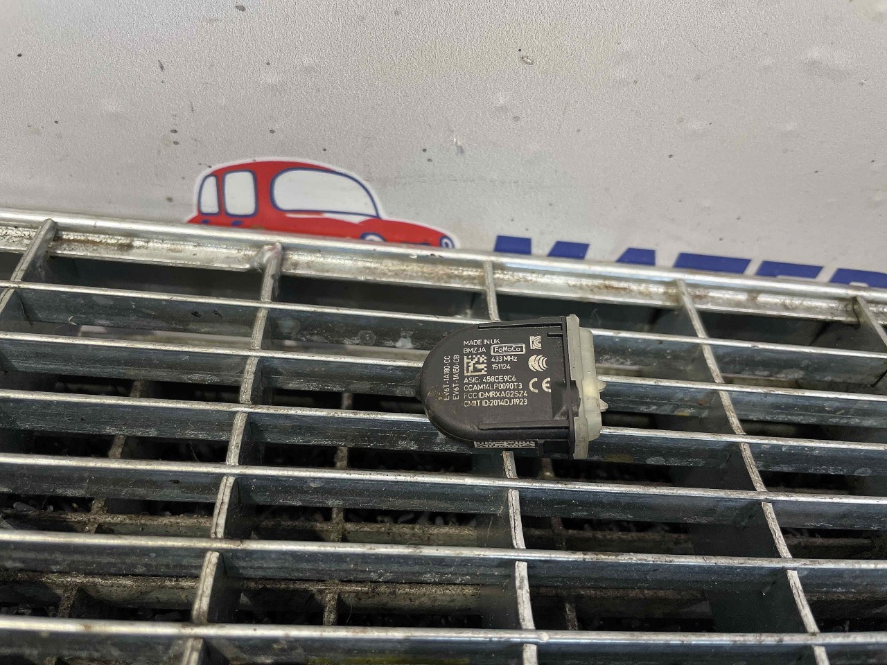 SENZOR PRESIUNE ROTI FORD FOCUS FOCUS - - (2014 2018)