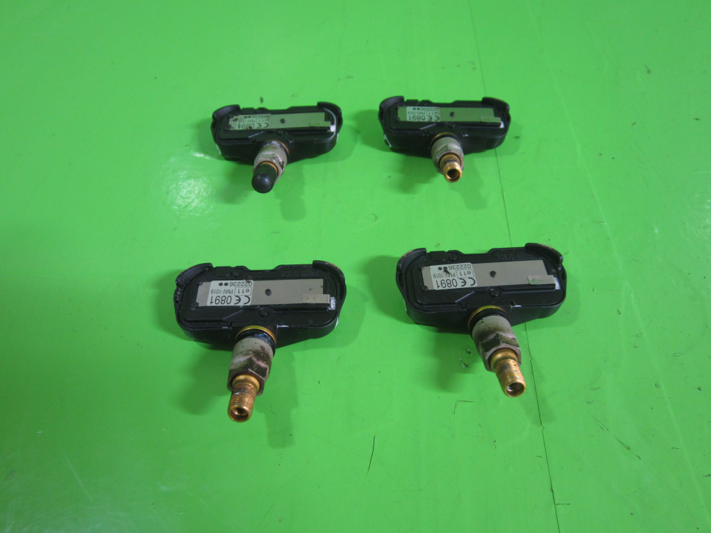 SENZOR PRESIUNE ROTI TOYOTA RAV 4 4x4 FAB. 2005 - 2010 ⭐⭐⭐⭐⭐