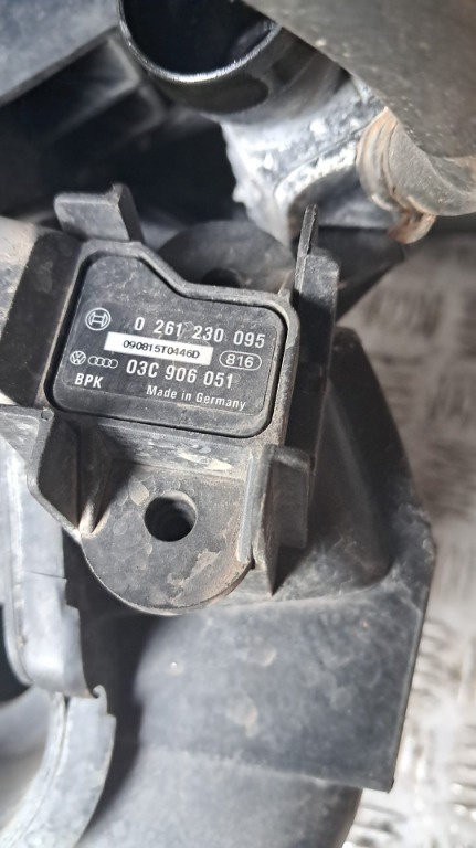 Senzor presiune SEAT Ibiza 1.6 benzina cod motor BTS an 2009 cu 120000km rulati cod 03C906051 / 0261...