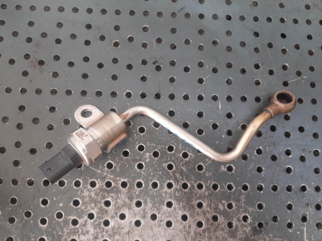 Senzor presiune ulei 1.5 d b37d15a bmw seria 1 f20 f21 857495302