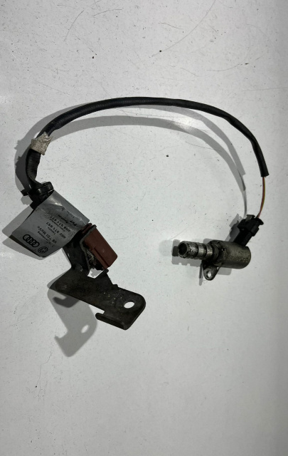 Senzor presiune ulei 4h0971657 Audi A8 D4/4H [2010 - 2014]