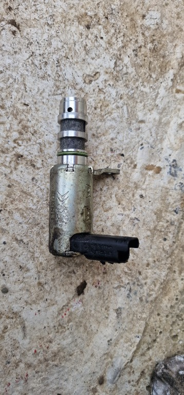 Senzor Presiune Ulei Peugeot Boxer, Citroen Jumper 2.0BlueHDI cod 9815631580