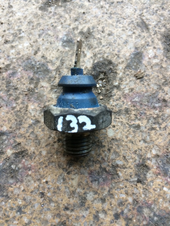 Senzor presiune ulei Smart Fortwo [1998 - 2002] Hatchback 0.6 AMT (61 hp) CITY-COUPE (450) M160 E6AL B05, M160.910