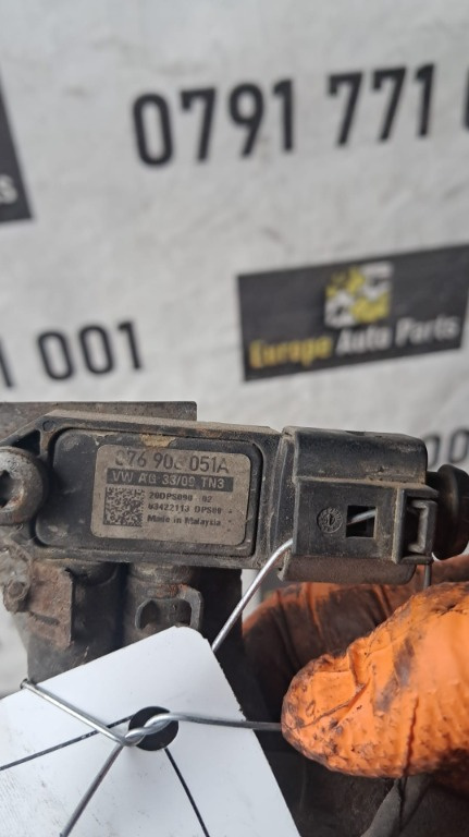 Senzor presiune Vw Crafter 2.5 TDI cod motor BJK ,an 2009 cod 076906051A