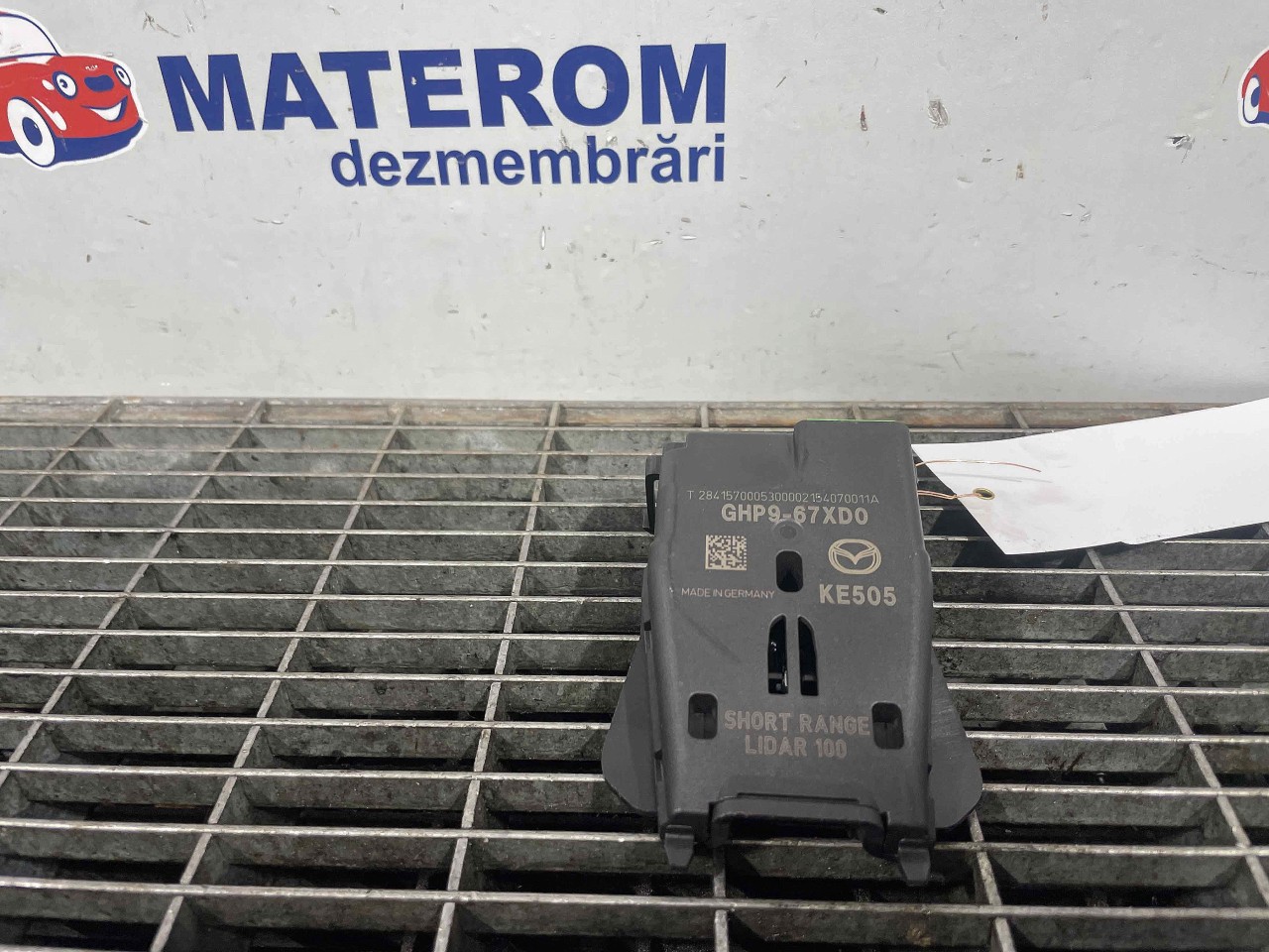 SENZOR RADAR/CAMERA MAZDA 3 - - (2013 2018)