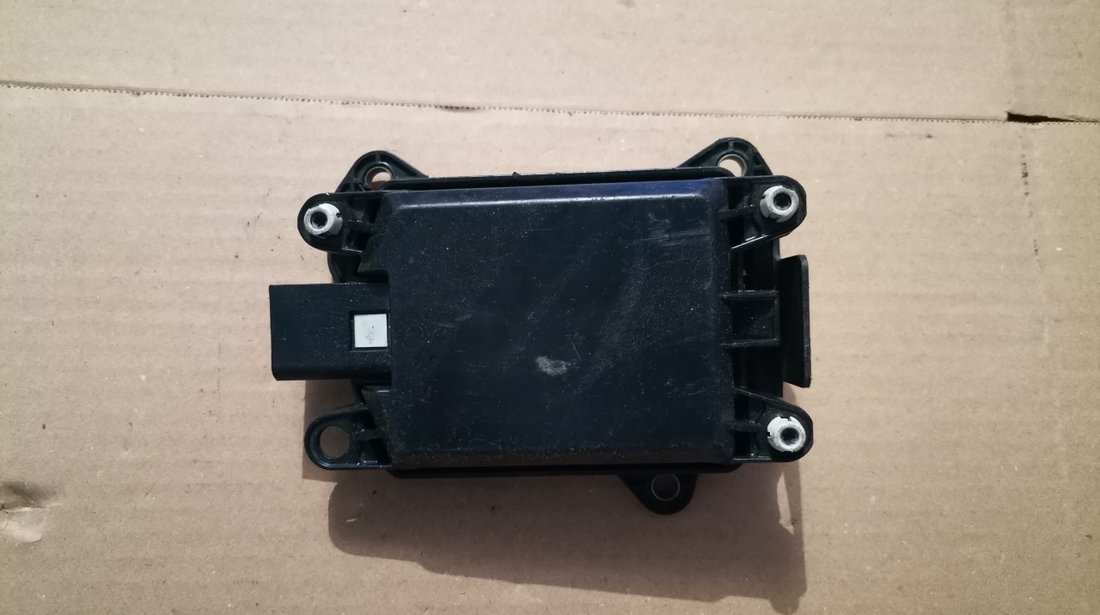 Senzor radar Citroen C4, C5, Jumpy 3, Peugeot 308, 3008, 5008, Toyota Proace cod 9819863980