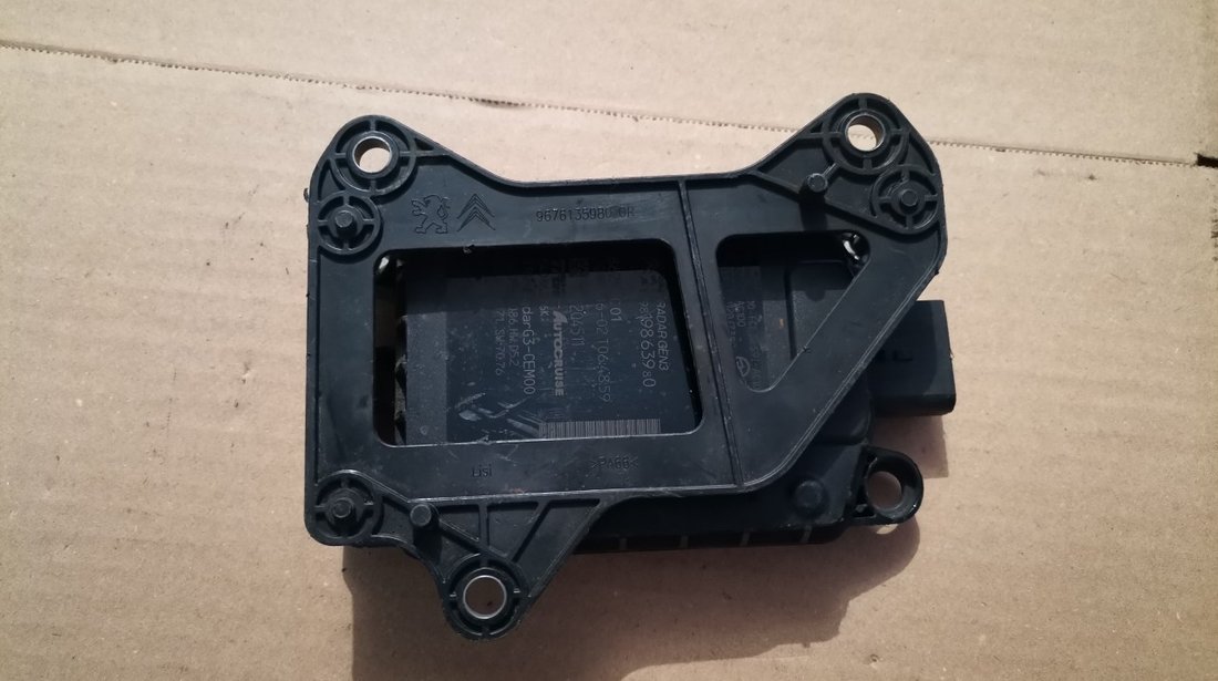 Senzor radar Citroen C4, C5, Jumpy 3, Peugeot 308, 3008, 5008, Toyota Proace cod 9819863980