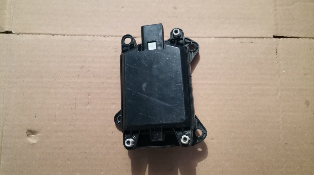 Senzor radar Citroen C4, C5, Jumpy 3, Peugeot 308, 3008, 5008, Toyota Proace cod 9819863980