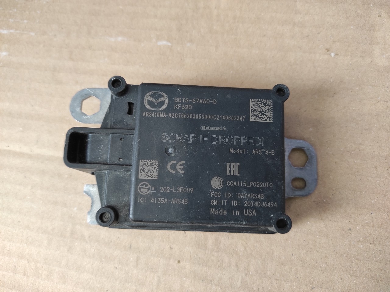 Senzor radar distronic Mazda CX-30 (2021-2023) Mazda 3 (2019-2023) cod BDTS-67XA0-D