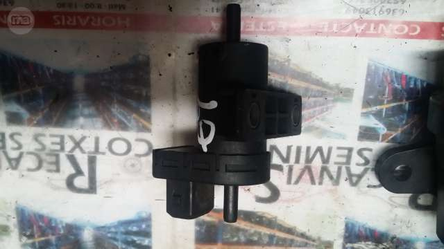 Senzor RENAULT MEGANE 77001137097700113709