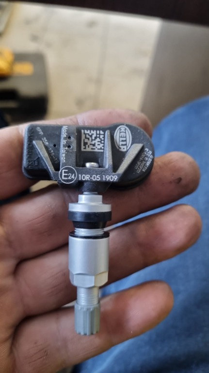 Senzor sistem de control al presiunii pneuri cod 6pp 358 139 191