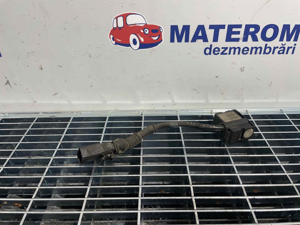 SENZOR SUSPENSIE AUDI A8 A8 3.0 INJ V6 - (2002 2005)