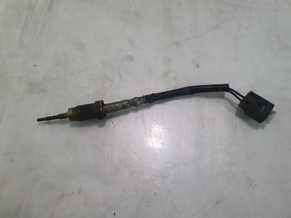 Senzor temperatura 1718555 3.0 d M57N2 BMW X5 E70 [2006 - 2010] 3.0 d M57N2