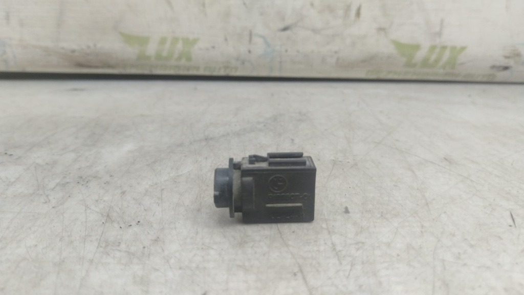 Senzor temperatura aer 913660701 BMW Seria 5 E60/E61 [2003 - 2007]