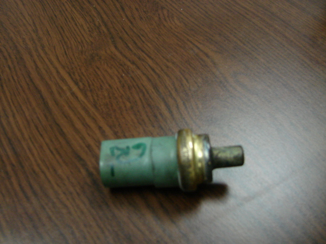 Senzor temperatura apa Audi A4 B6 [2000 - 2005] Sedan 1.9 TDI 5MT (130 hp) 1.9 TDI AWX