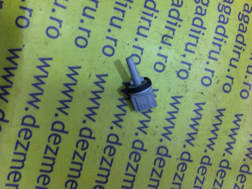 Senzor temperatura Audi A3 8L [facelift] [2000 - 2003] Hatchback 3-usi 1.6 MT (102 hp) SE 1.6 AVU