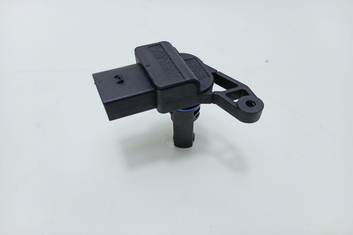 Senzor temperatura combustibil A0001593304 Mercedes-Benz E-Class W212/S212/C207/A207 [2009 - 2013]