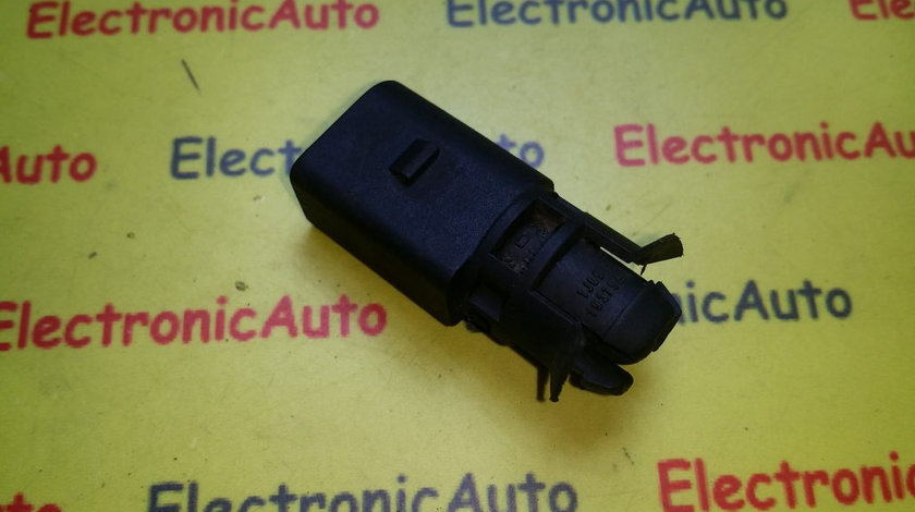 Senzor temperatura exterioara Audi, Vw, Seat, Skoda 1J0919379A