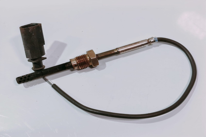 Senzor temperatura gaze 03L906088D Audi Q5 8R [2008 - 2012]