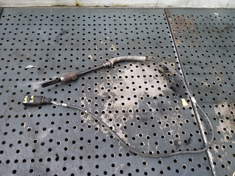 Senzor temperatura gaze 2.0 tdi vw golf 5 1k 03g906088an