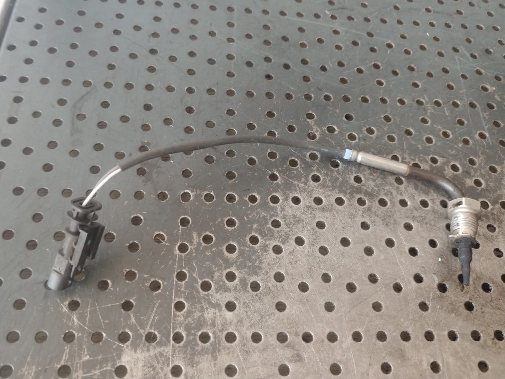 Senzor temperatura gaze 2.2 jtd 55268532 alfa romeo giulia 55271327
