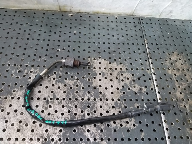 Senzor temperatura gaze evacuare 2.2 cdi mercedes c class w204 a0081532228
