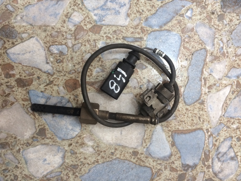 Senzor temperatura gaze evacuare Volkswagen VW Golf 5 [2003 - 2009] Hatchback 5-usi 1.6 FSI Tiptronic (116 hp) (1K1)