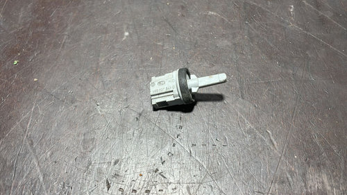 Senzor temperatura interior AC cod 1K0907543G , 1K0 907 543 G pentru VW Audi Skoda Seat