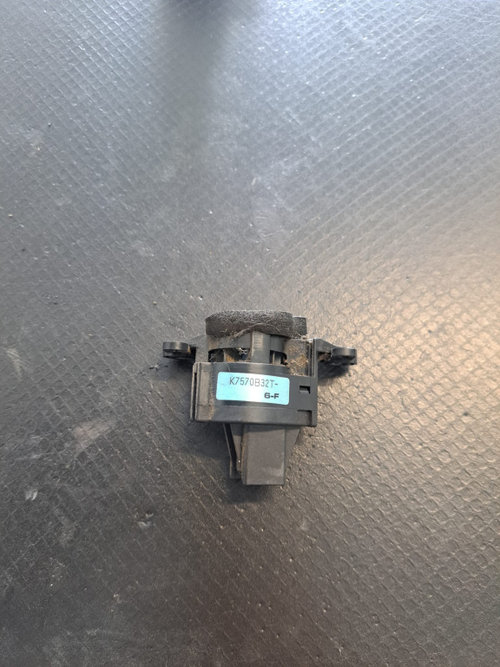 Senzor temperatura interior Mazda 3 - COD K7570B32T